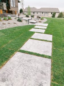 custom home outdoor walkway